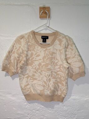 Bailey 44 Cream and Tan Floral Short-Sleeve Sweater